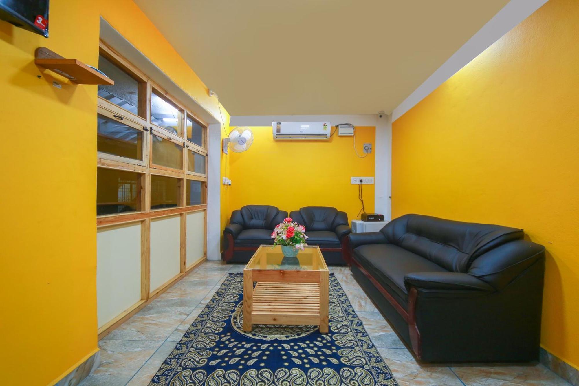 Hotel O Sona Residency 蓬蒂切里 外观 照片