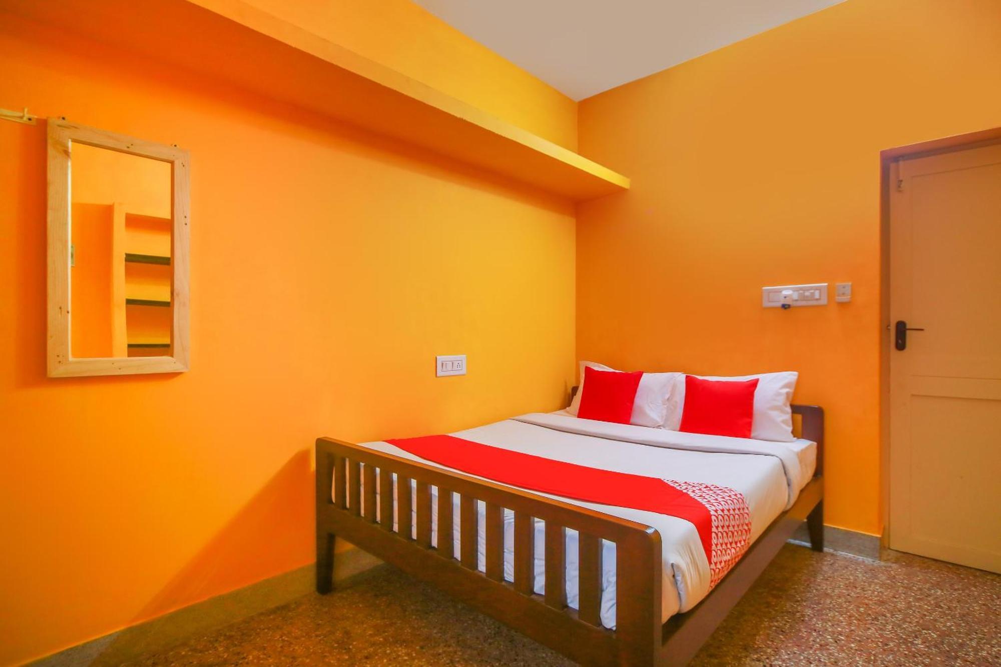 Hotel O Sona Residency 蓬蒂切里 外观 照片